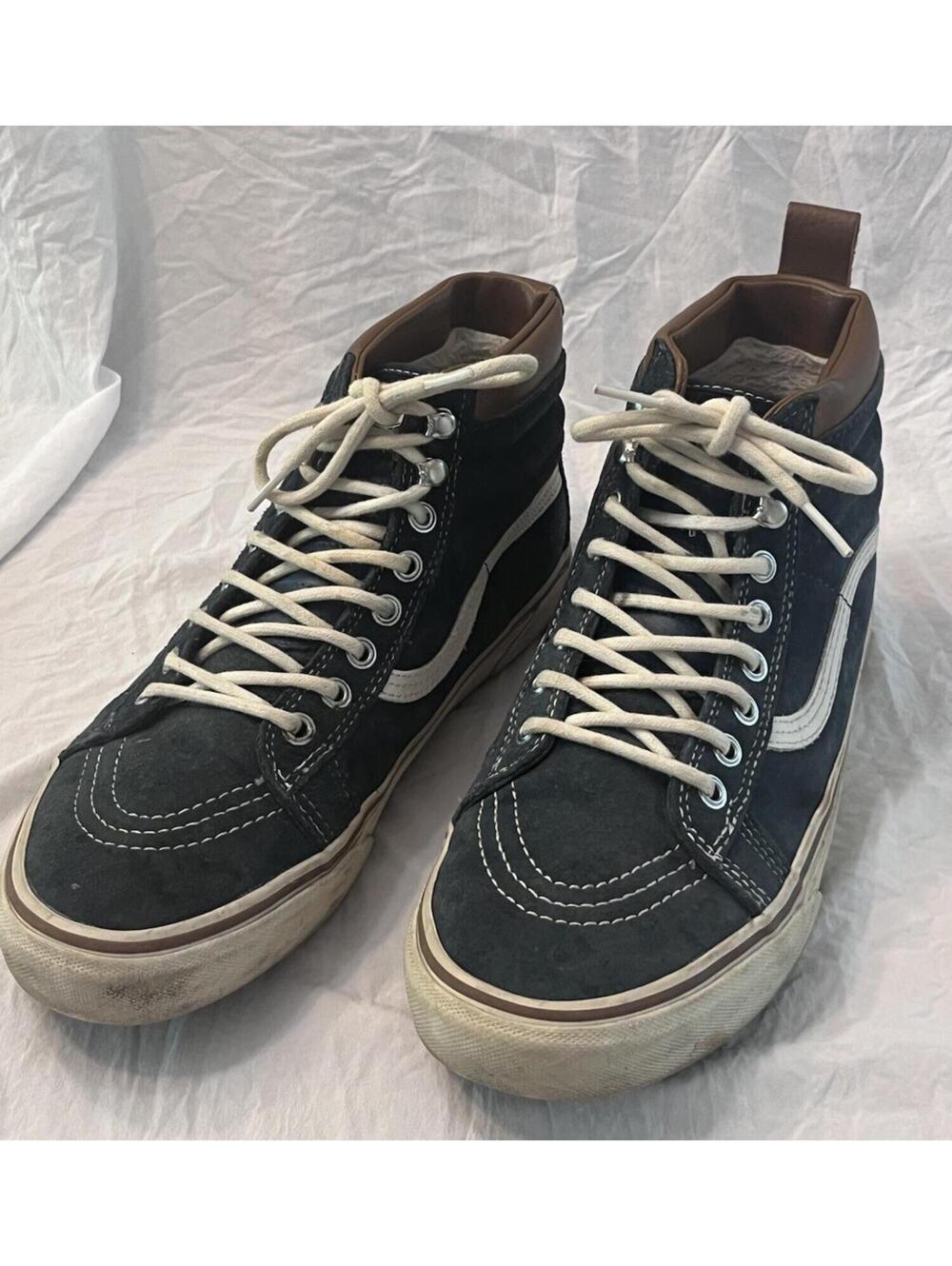 VANS SNEAKER  Mens Sz 9 W- 10.5 Navy Blue Leather W/3M SCOTCHGARD PROTECTION